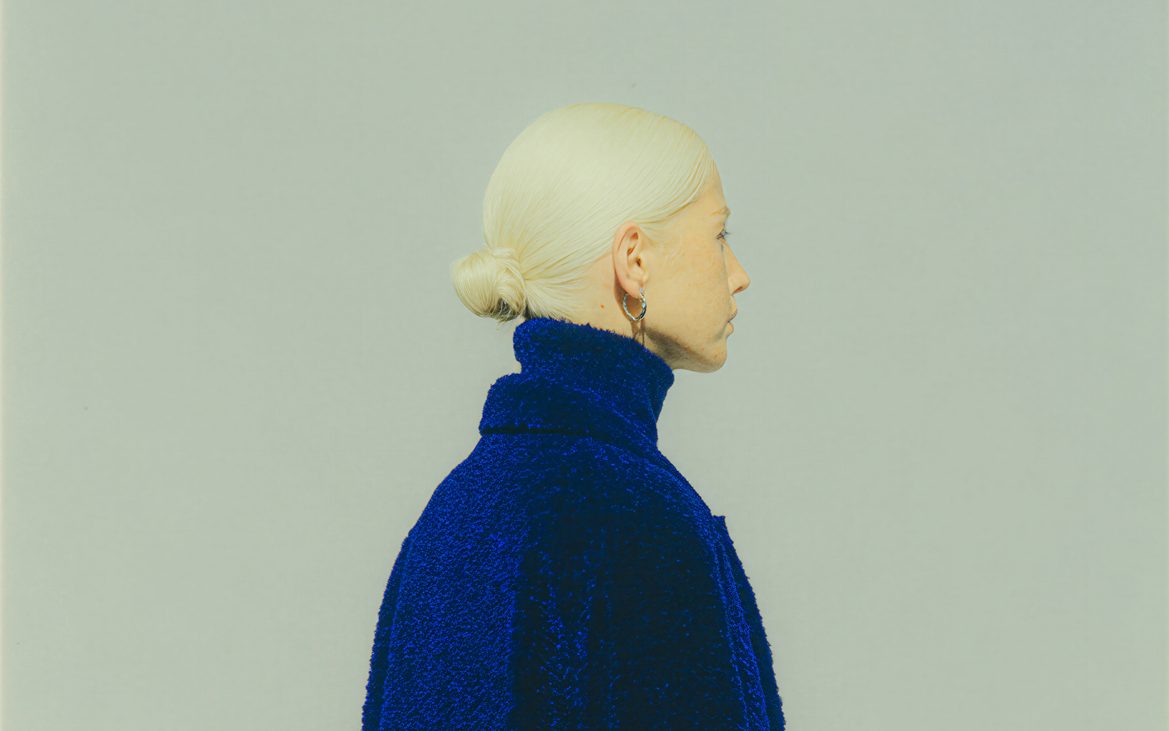 Realtnt studio portrait